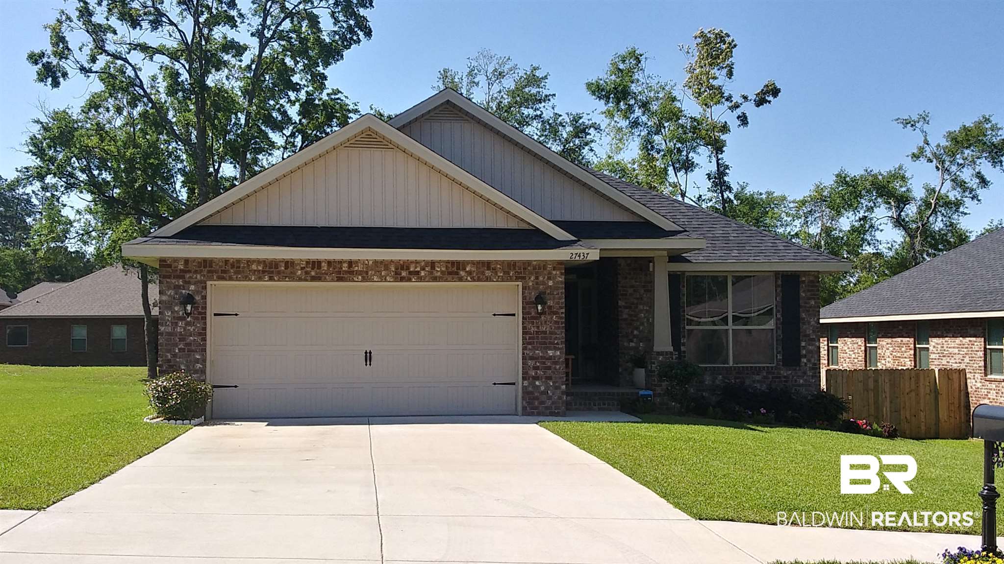 27437 Elise Court Daphne, AL 36526 - Photo 2 of 39