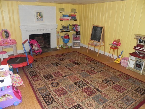 1321 Old Worcester Road Framingham, MA 01701 - Photo 11 of 18 Gallery Image 11