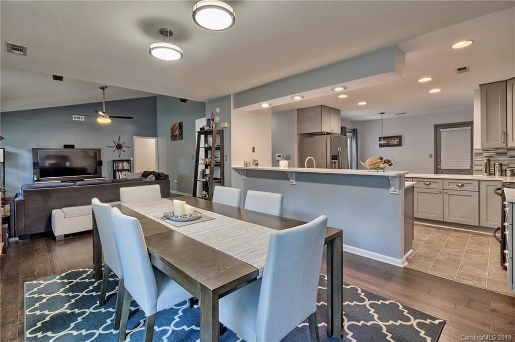 6221 Trysting Road, Unit 27 Charlotte, NC 28227 - Photo 11 of 36 Gallery Image 11