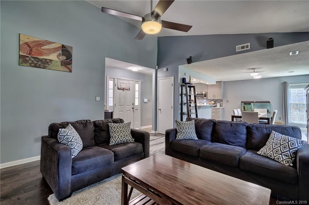 6221 Trysting Road, Unit 27 Charlotte, NC 28227 - Photo 15 of 36 Gallery Image 15