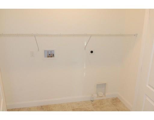 1545 Bay Street Springfield, MA 01109 - Photo 11 of 20 Gallery Image 11