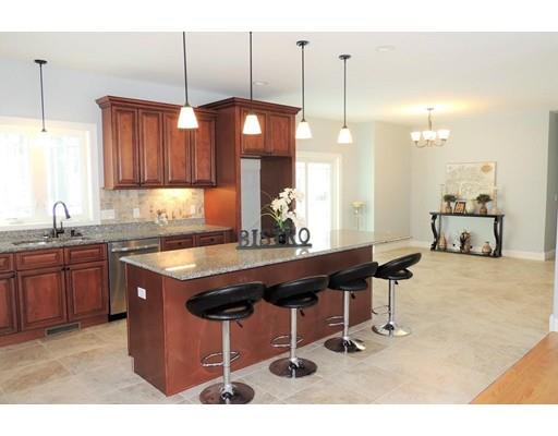 1545 Bay Street Springfield, MA 01109 - Photo 5 of 20 Gallery Image 5