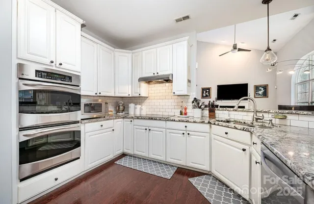 $479,900 | 6930 Reedy Creek Road, Charlotte, NC 28215