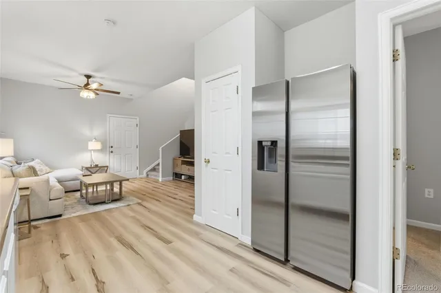 a very nice looking room with a large mirror