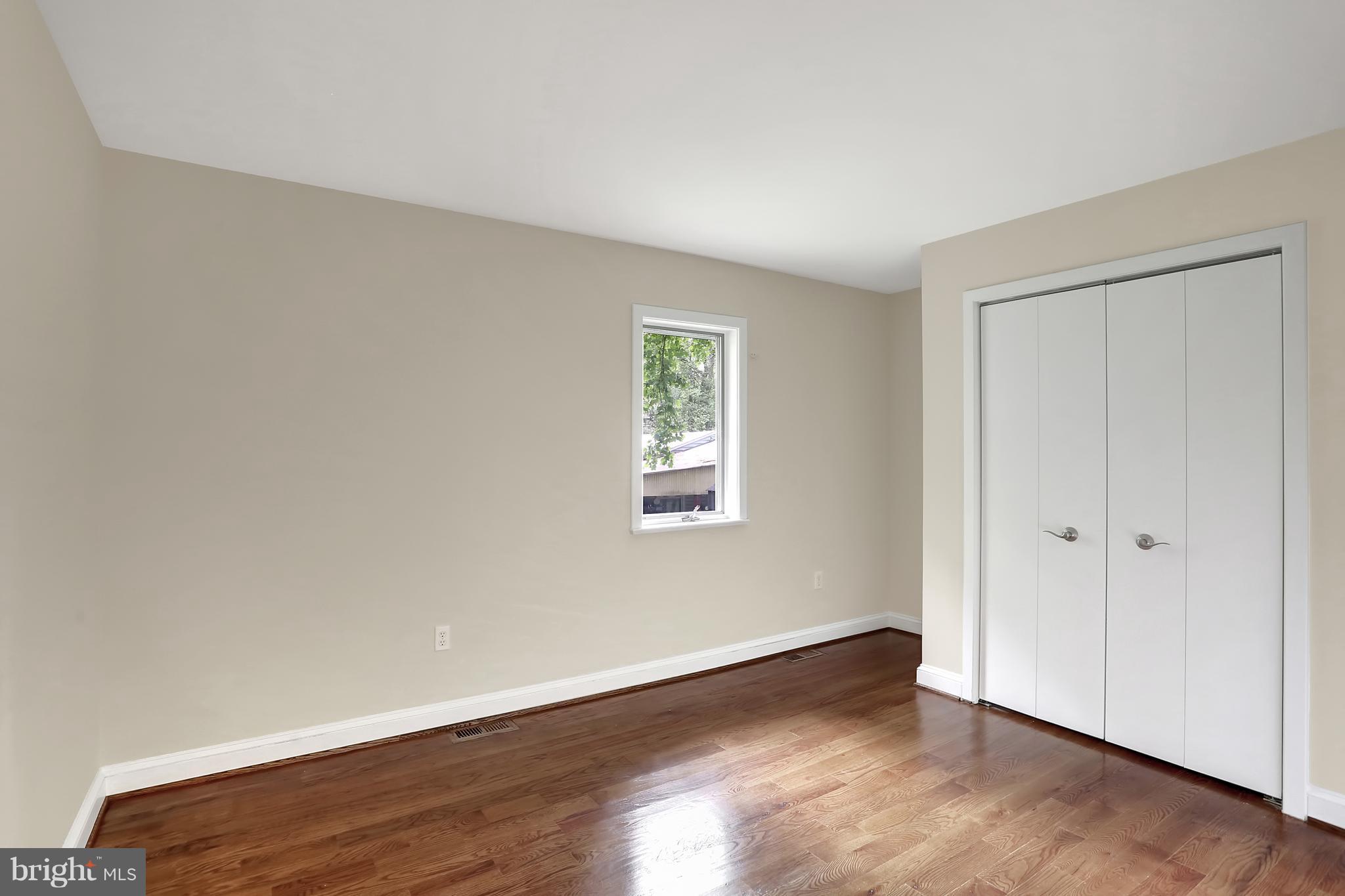 252 Cape St John Road Annapolis, MD 21401 - Photo 17 of 30 Third Bedroom