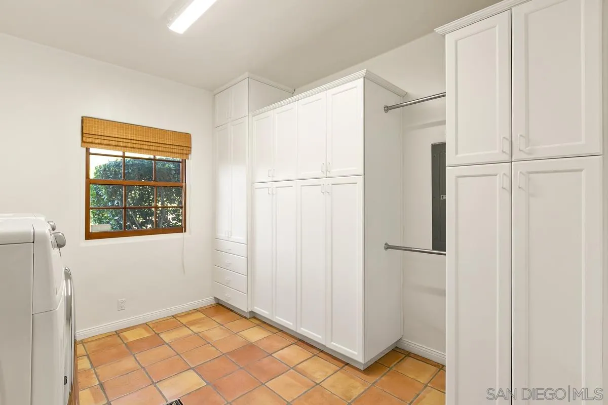 16309 Orchard Bend Road Poway, CA 92064 - Photo 52 of 66 a view of an empty room