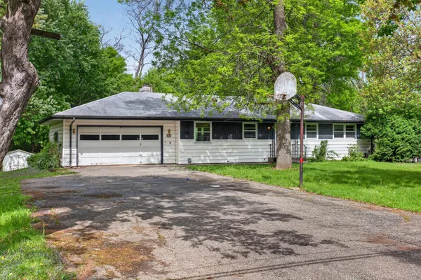 $399,900 | 3724 Huntingdon Drive, Minnetonka, MN 55305