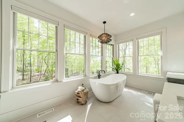 $3,250,000 | 1052 Ventosa Drive, Denver, NC 28037