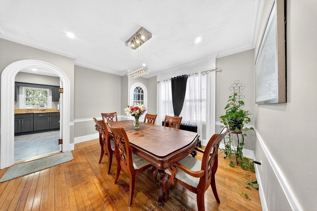710 High Street Fall River, MA 02720 - Photo 10 of 37
