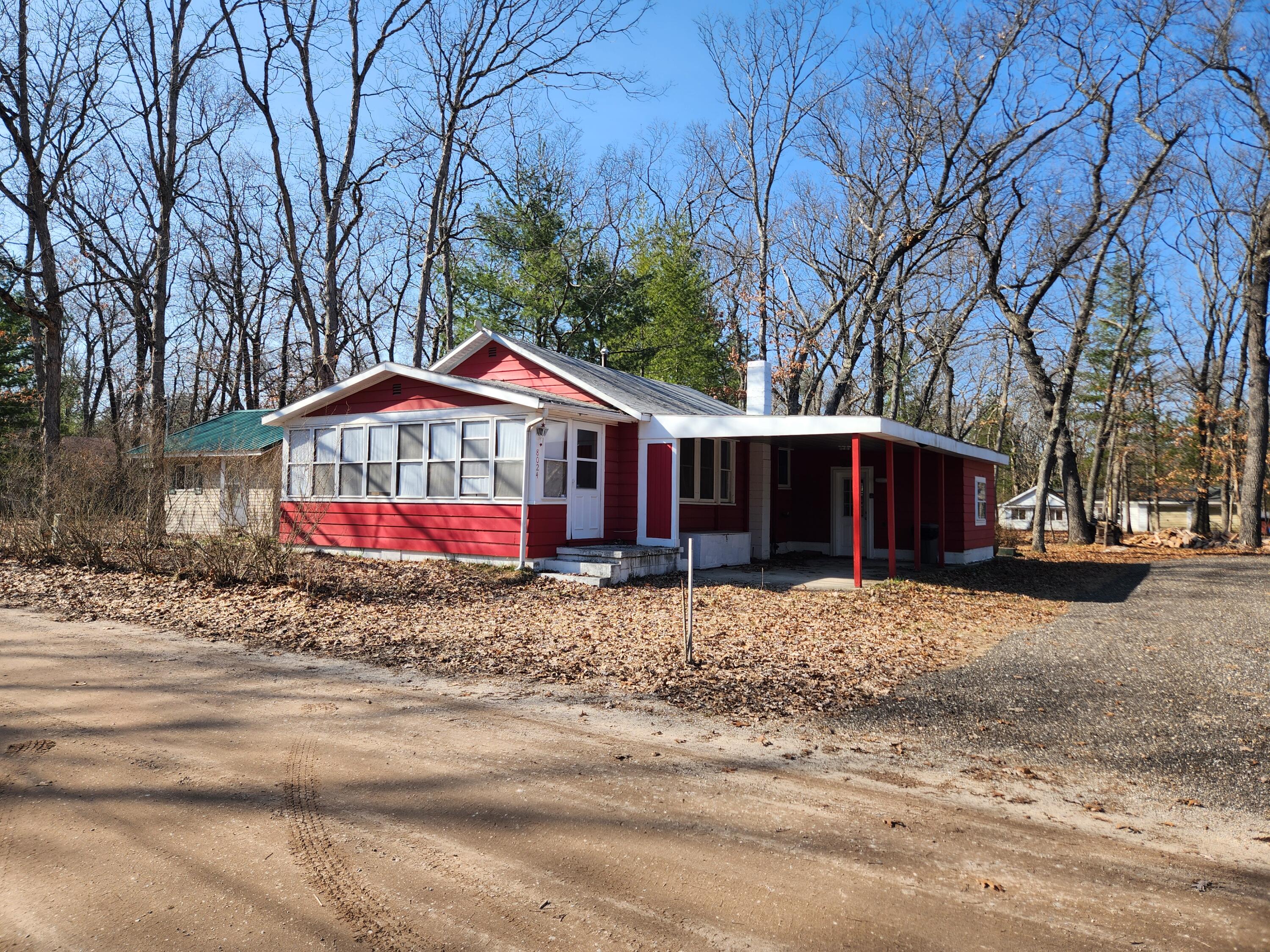 8024 West Hemlock Avenue Baldwin, MI 49304 - Photo 1 of 21 pic