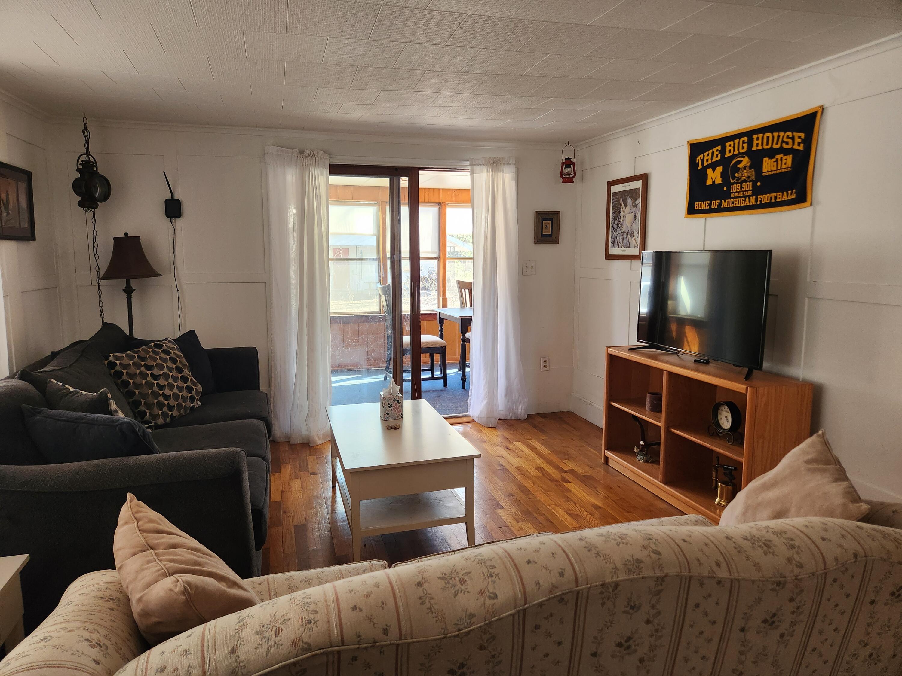 8024 West Hemlock Avenue Baldwin, MI 49304 - Photo 5 of 21 20260407_163844