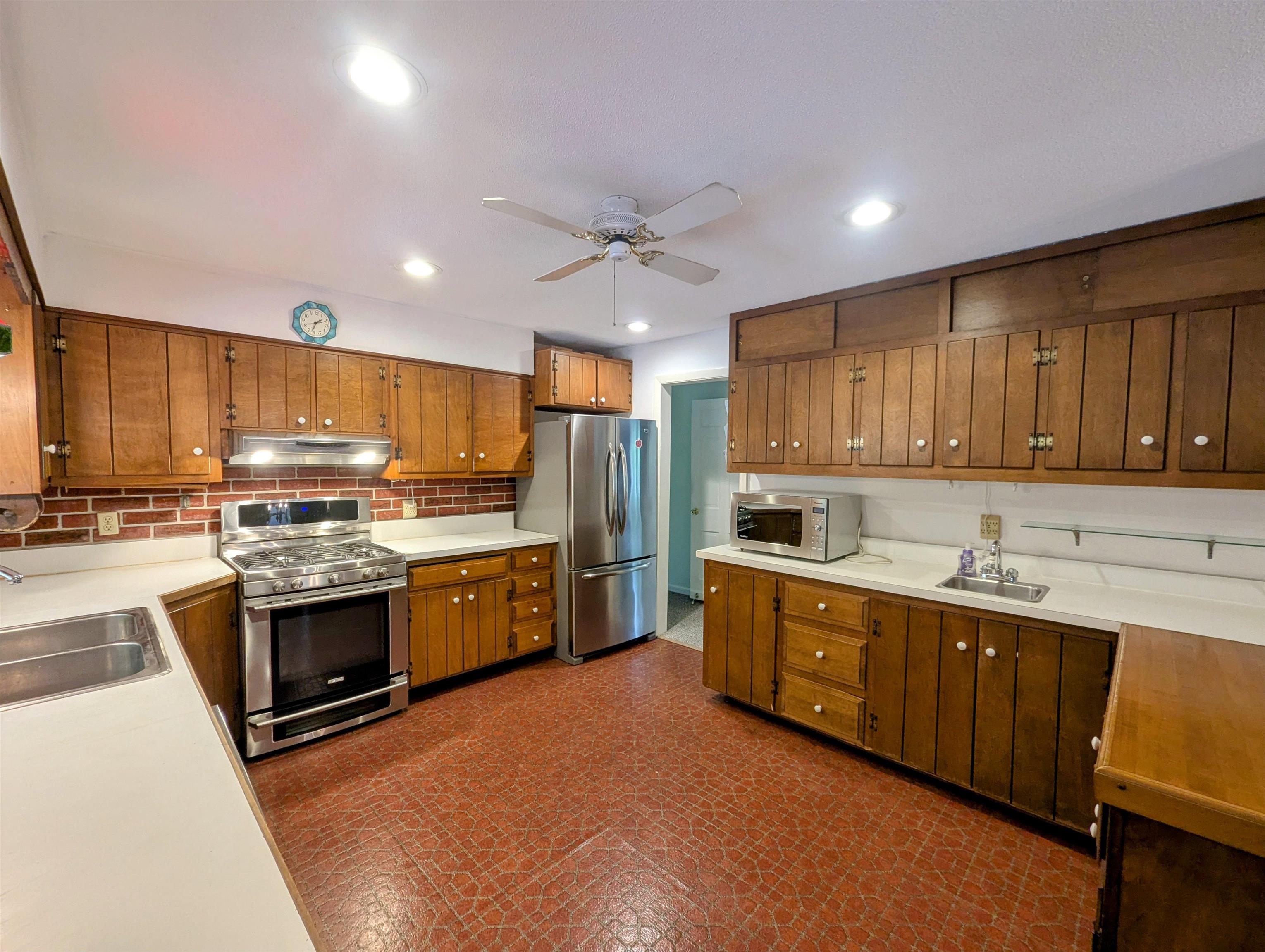 69 Stevens Road Charlestown, NH 03603 - Photo 14 of 45