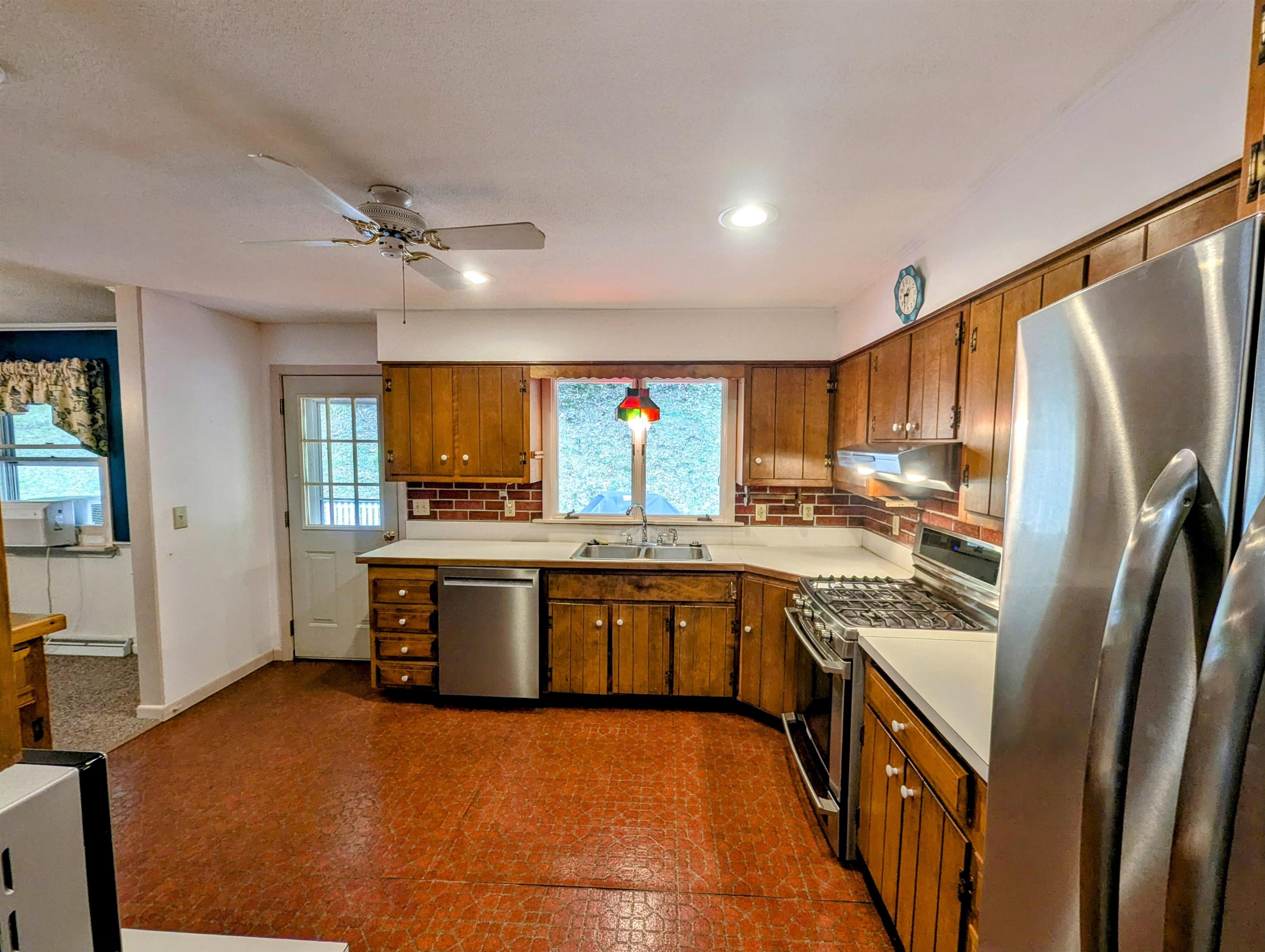 69 Stevens Road Charlestown, NH 03603 - Photo 15 of 45