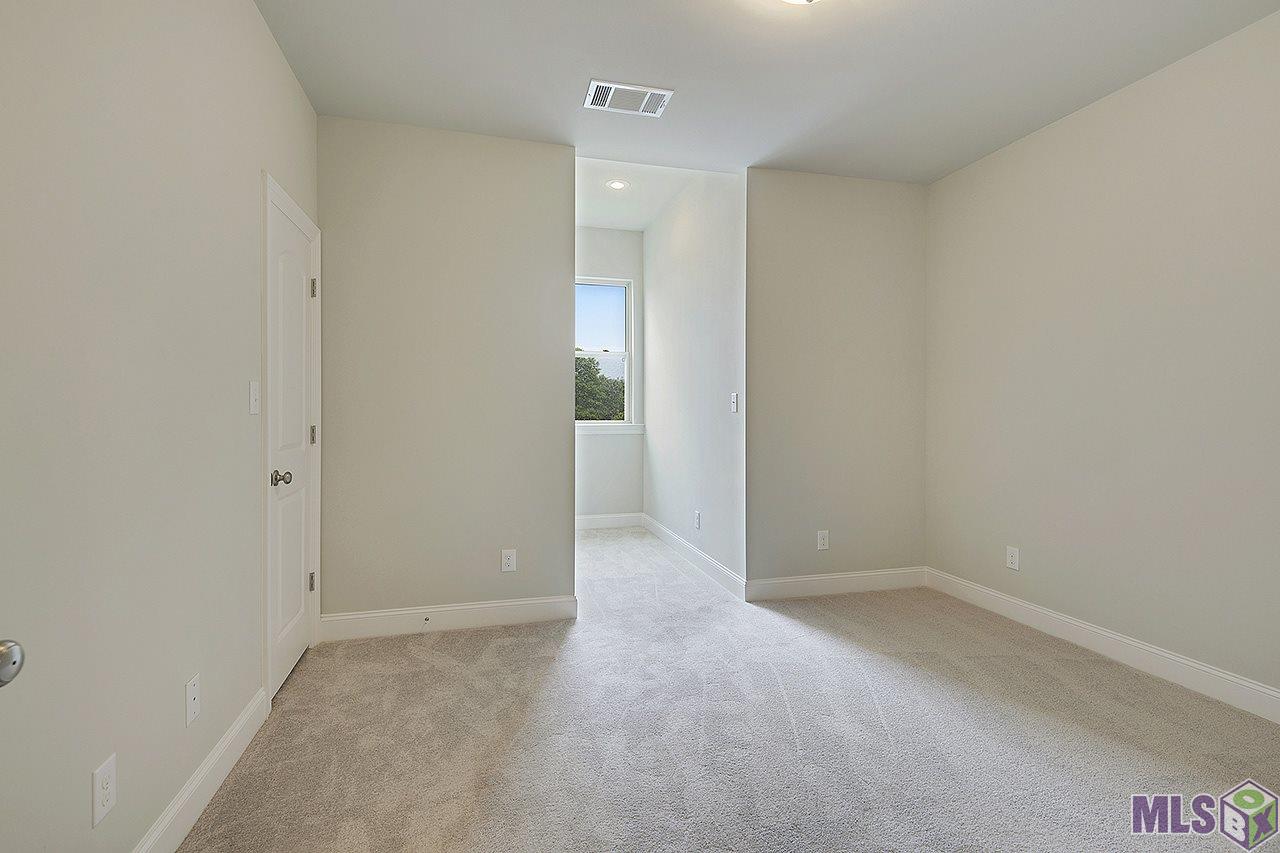 2209 Powerbrook Drive Baton Rouge, LA 70816 - Photo 8 of 17 2209 POWERBROOK DR
