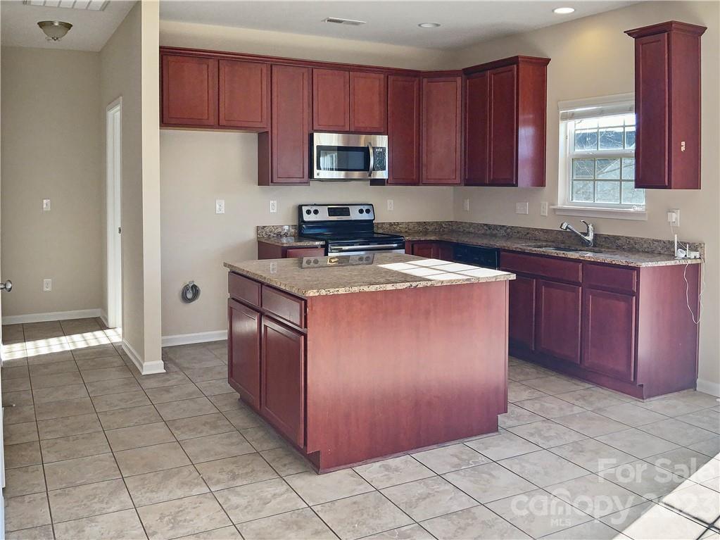 4011 Clover Road Northwest Concord, NC 28027 - Photo 6 of 19 Gallery Image 6