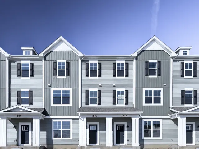 $3,200 | 1587 Syracuse Drive, Grayslake, IL 60030