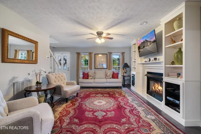 $890,000 | 307 Idlewild Drive, White Pine, TN 37890