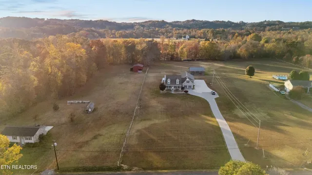 $890,000 | 307 Idlewild Drive, White Pine, TN 37890
