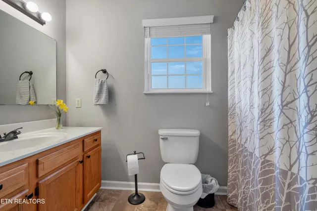 $890,000 | 307 Idlewild Drive, White Pine, TN 37890