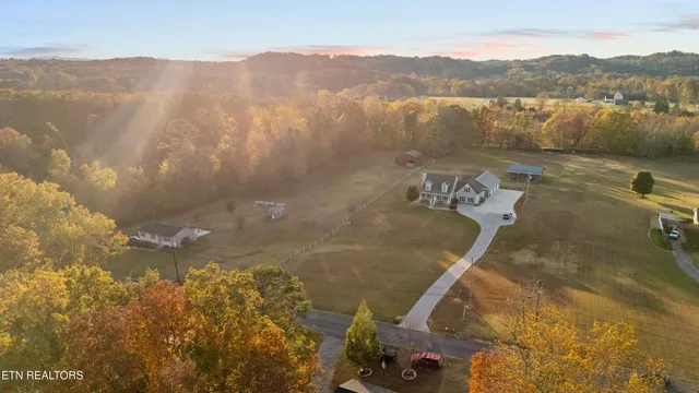 $890,000 | 307 Idlewild Drive, White Pine, TN 37890