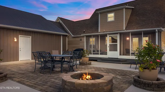 $890,000 | 307 Idlewild Drive, White Pine, TN 37890