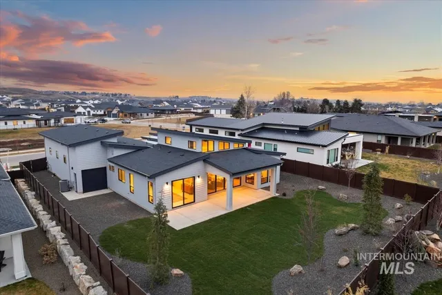 $1,129,900 | 9967 West Bouvardia Street, Star, ID 83669