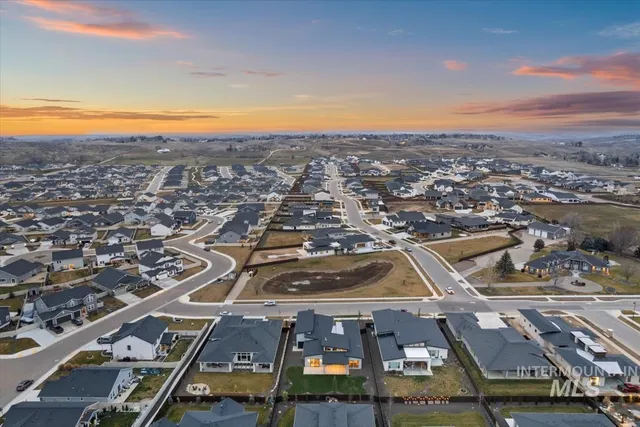 $1,129,900 | 9967 West Bouvardia Street, Star, ID 83669