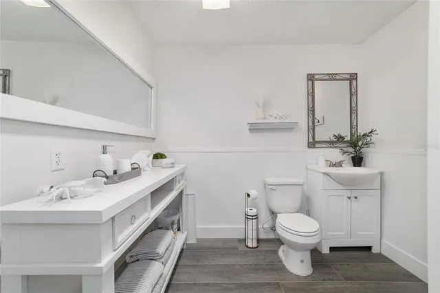 $2,395,000 | 12943 County Road 245 East, Oxford, FL 34484