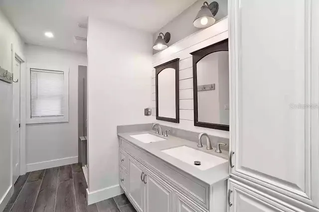 $2,395,000 | 12943 County Road 245 East, Oxford, FL 34484