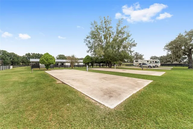 $2,395,000 | 12943 County Road 245 East, Oxford, FL 34484