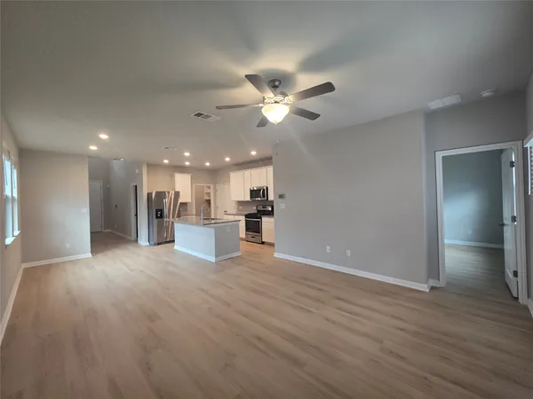 $2,195 | 136 Tucana Street, Georgetown, TX 78628