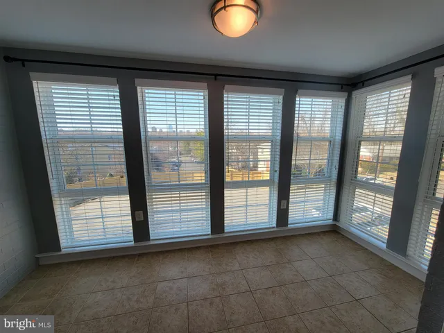 $2,150 | 4151 South Four Mile Run Drive, Unit 203, Arlington, VA 22204