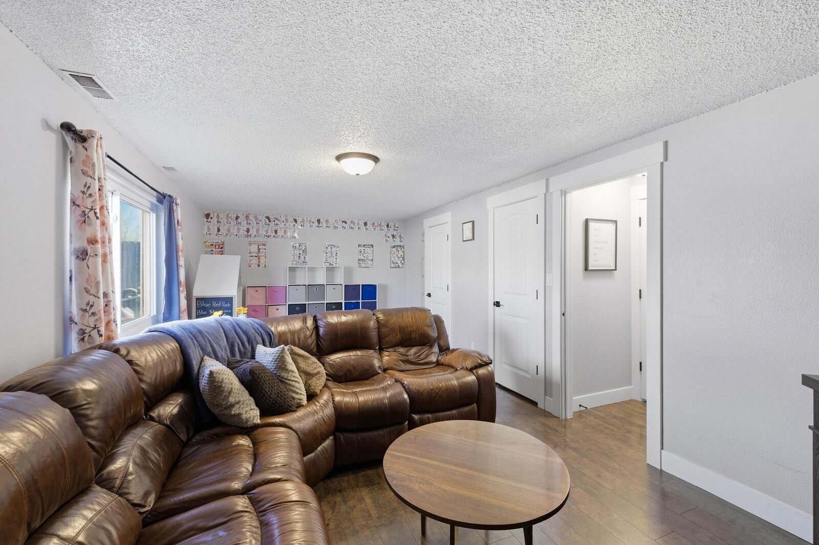 2834 Cherokee Lane Casper, WY 82604 - Photo 21 of 26