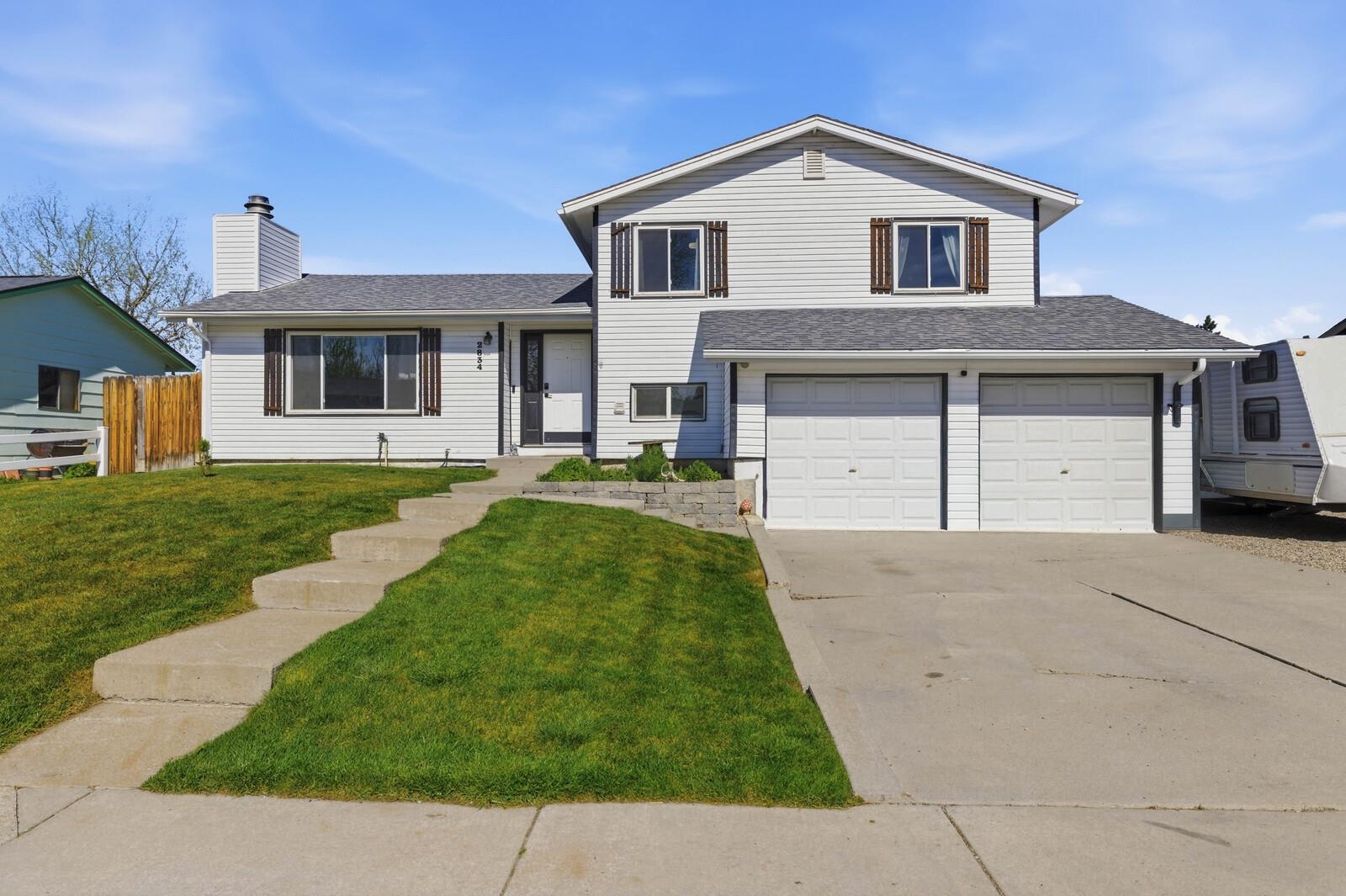 2834 Cherokee Lane Casper, WY 82604 - Photo 3 of 26
