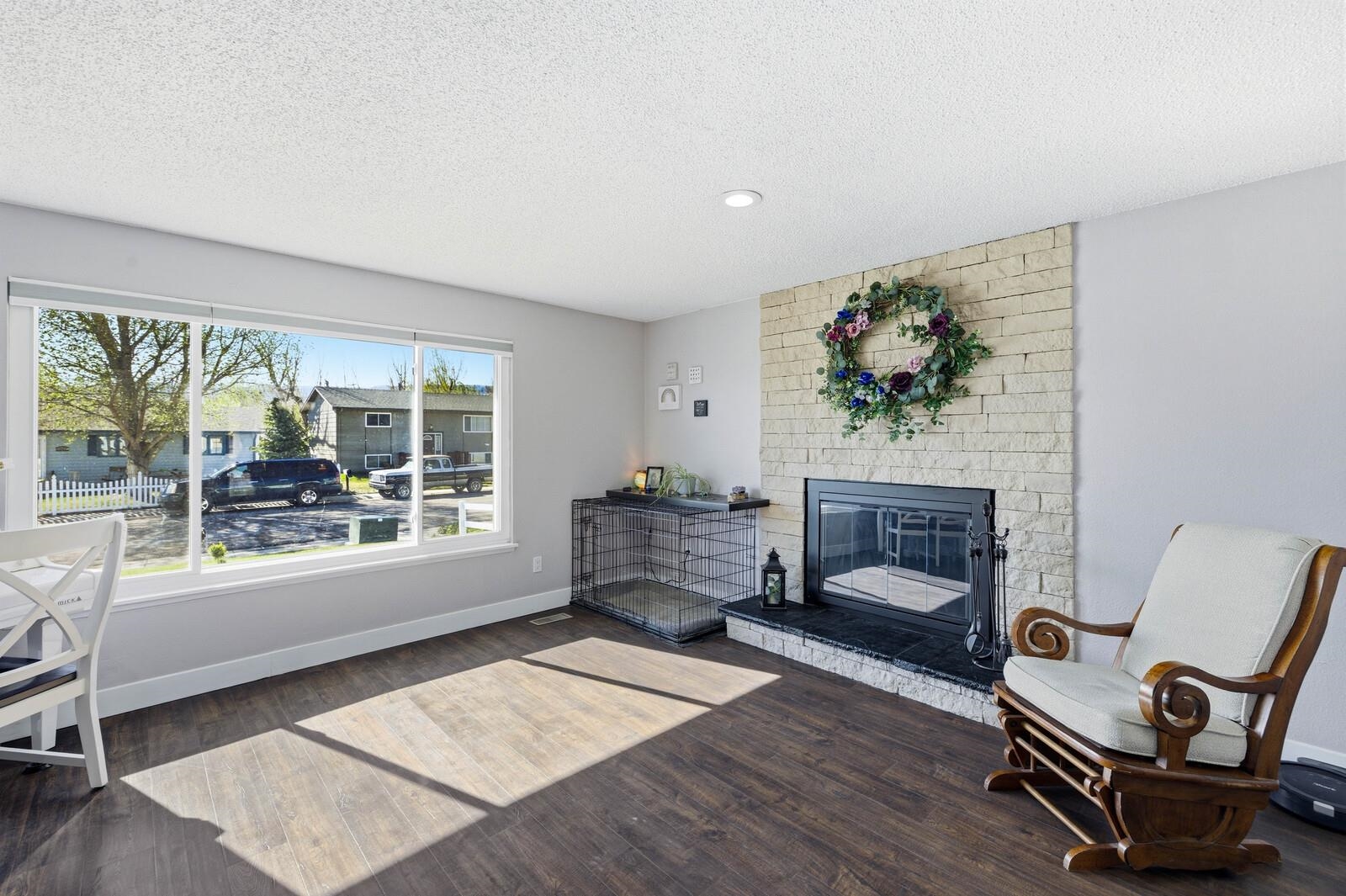 2834 Cherokee Lane Casper, WY 82604 - Photo 4 of 26