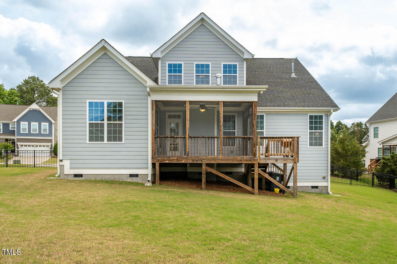 1412 Baxter Ridge Court Apex, NC 27502 - Photo 41 of 46 1412BaxterRidgeCt-42