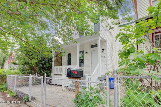 $599,999 | 1709 48th Street, North Bergen, NJ 07047