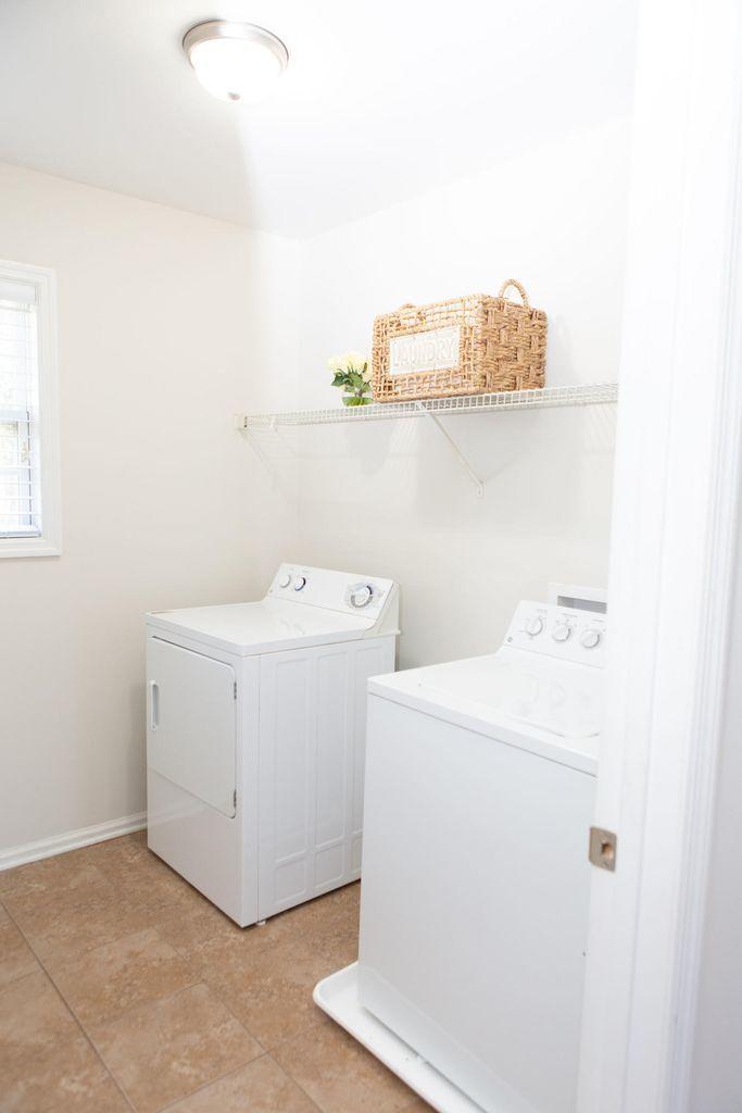 758 Lookout Point Mount Pleasant, SC 29464 - Photo 18 of 19 Laundry