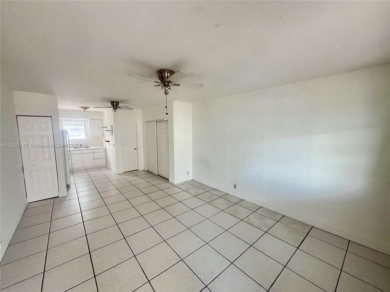 158 Ocean Drive, Unit 406 Miami Beach, FL 33139 - Photo 3 of 9 a view of an empty room