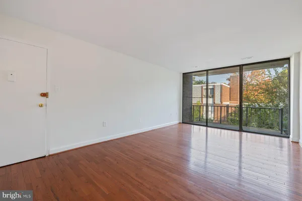 $175,000 | 3946 Bel Pre Road, Unit 39466, Silver Spring, MD 20906