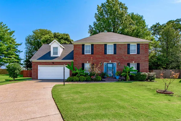 $389,900 | 10788 East English Court, Newburgh, IN 47630