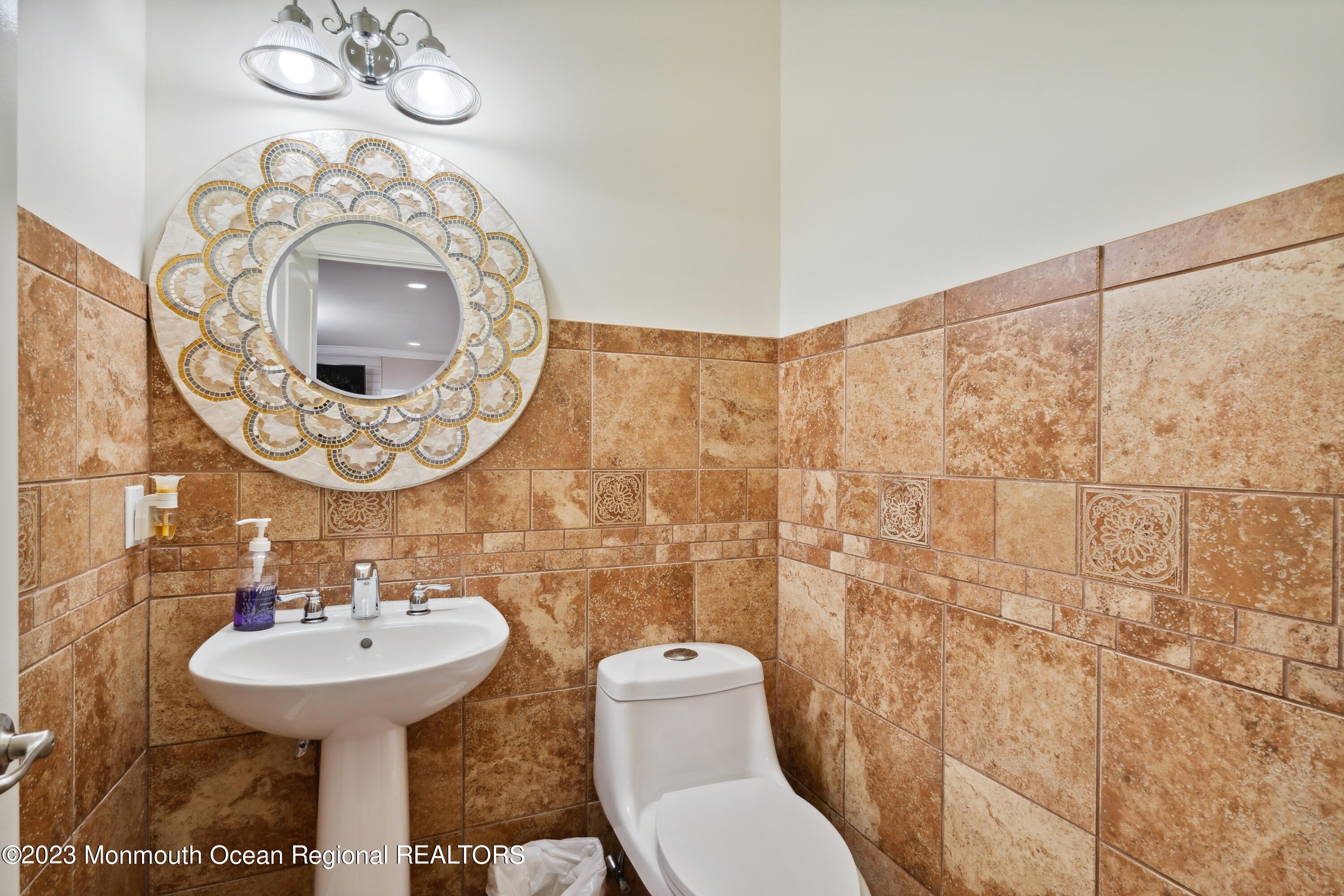 70 Bates Road Jackson, NJ 08527 - Photo 11 of 33 17_70BatesRd_2032_HiRes