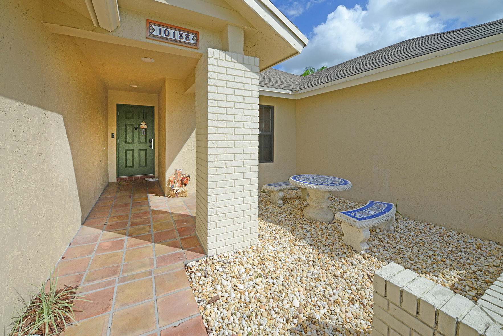 10133 182nd Lane South Boca Raton, FL 33498 - Photo 2 of 21 DSC_2992A