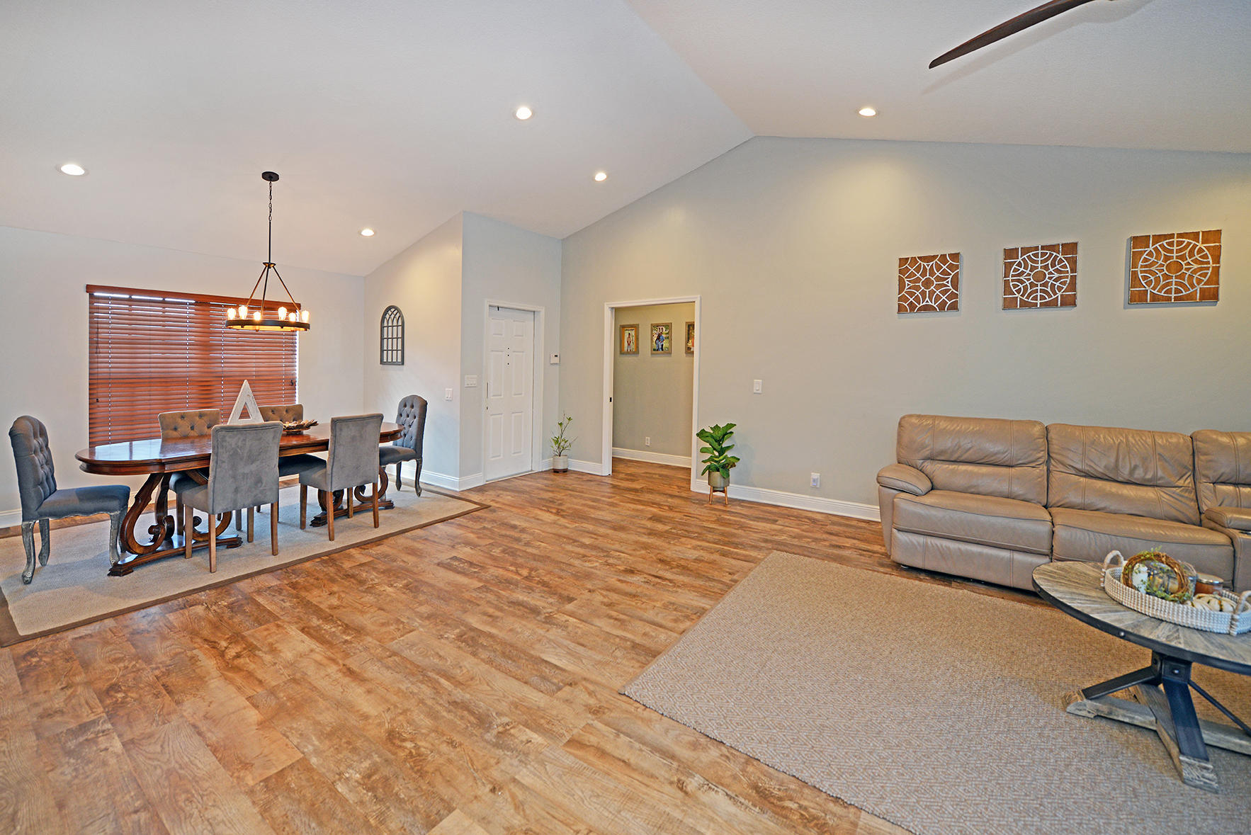 10133 182nd Lane South Boca Raton, FL 33498 - Photo 3 of 21 DSC_2881A