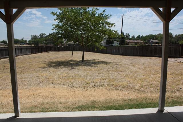 18247 Ridgedale Drive Madera, CA 93638 - Photo 9 of 10 Gallery Image 9