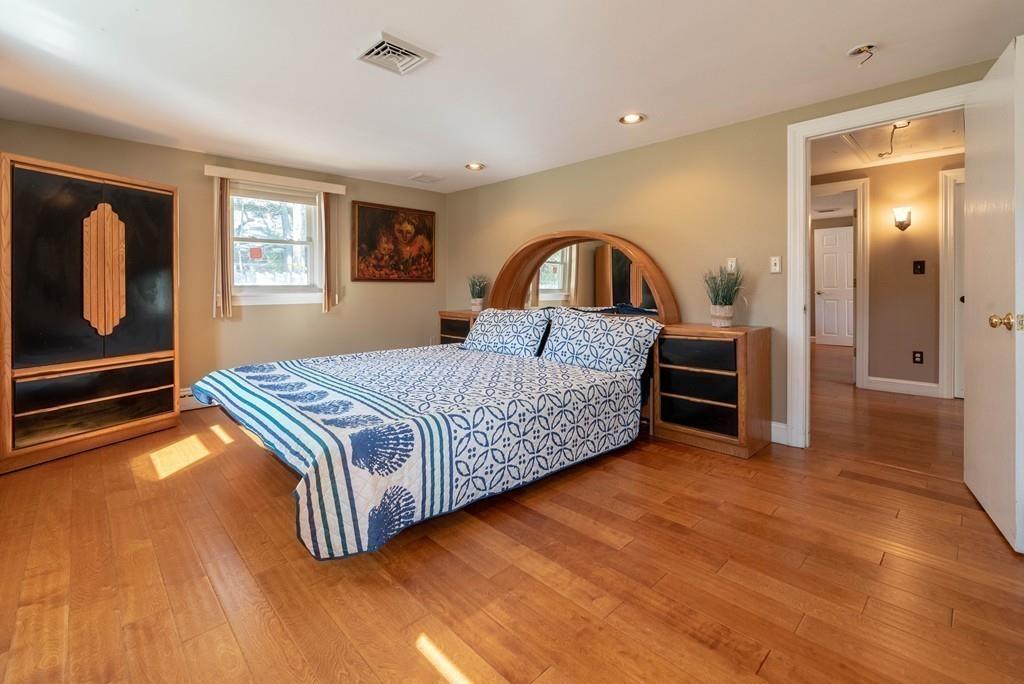 762 Shootflying Hill Road Barnstable, MA 02632 - Photo 17 of 32 Gallery Image 17