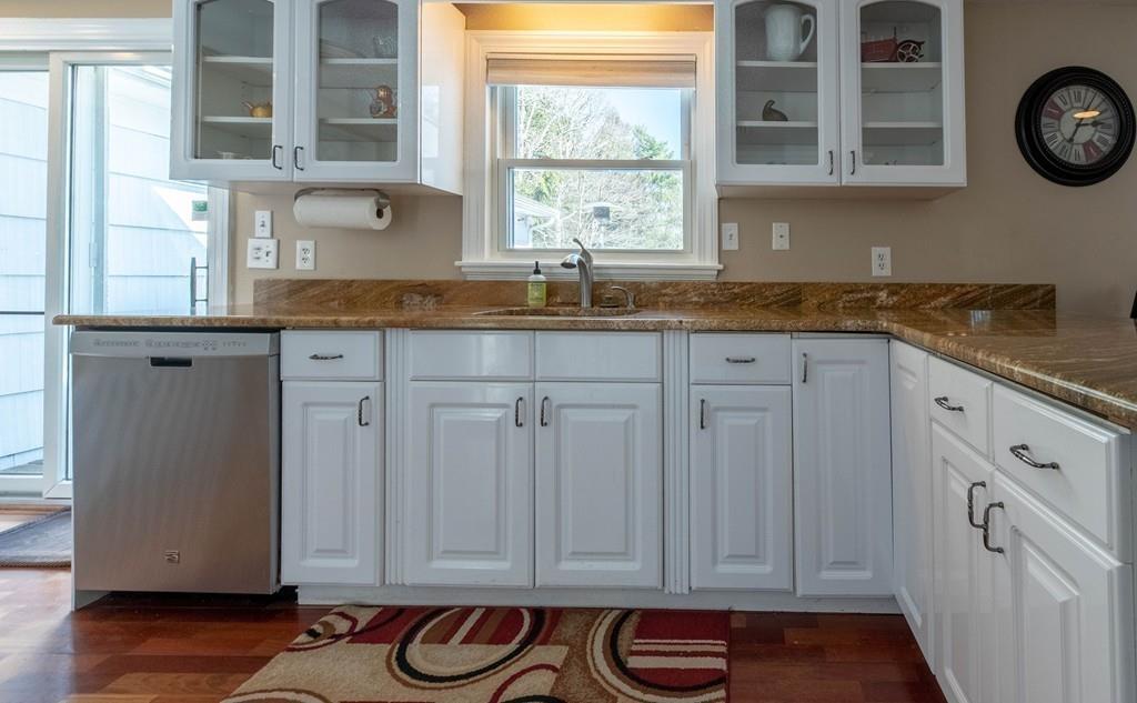 762 Shootflying Hill Road Barnstable, MA 02632 - Photo 7 of 32 Gallery Image 7
