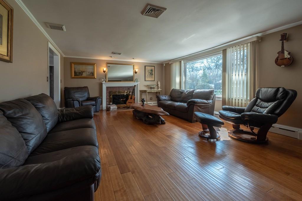 762 Shootflying Hill Road Barnstable, MA 02632 - Photo 8 of 32 Gallery Image 8