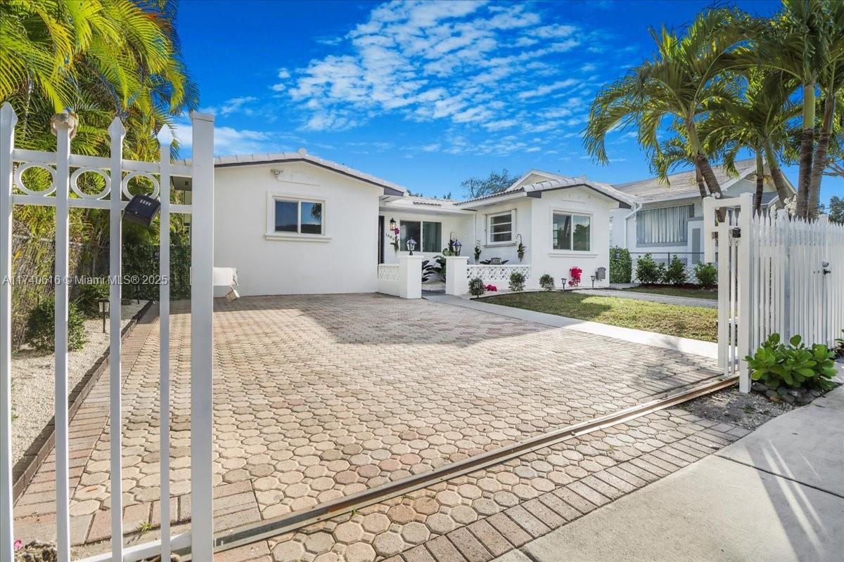 1686 Southwest 12th Street Miami, FL 33135 - Photo 3 of 44 Gallery Image 3