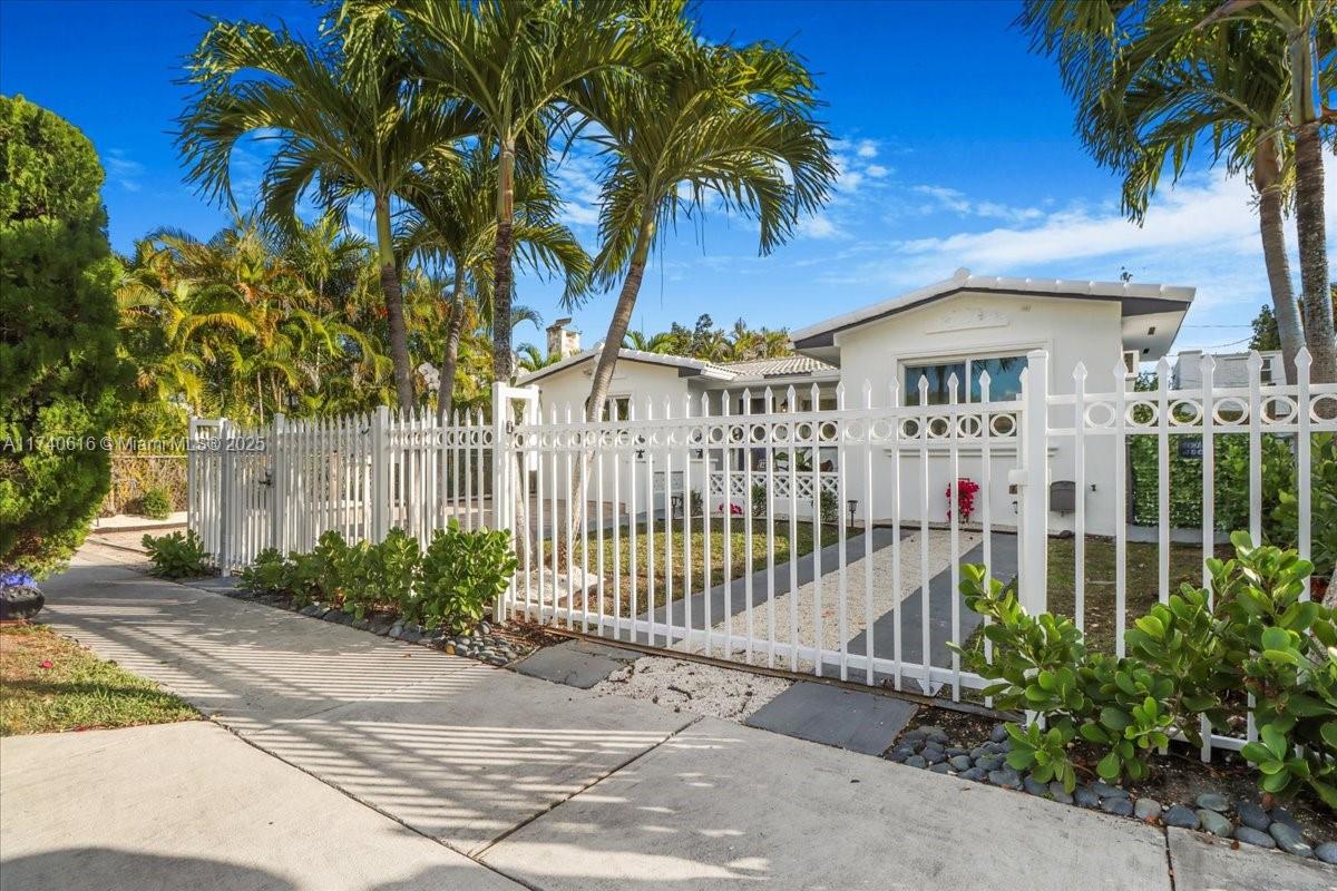 1686 Southwest 12th Street Miami, FL 33135 - Photo 6 of 44 Gallery Image 6